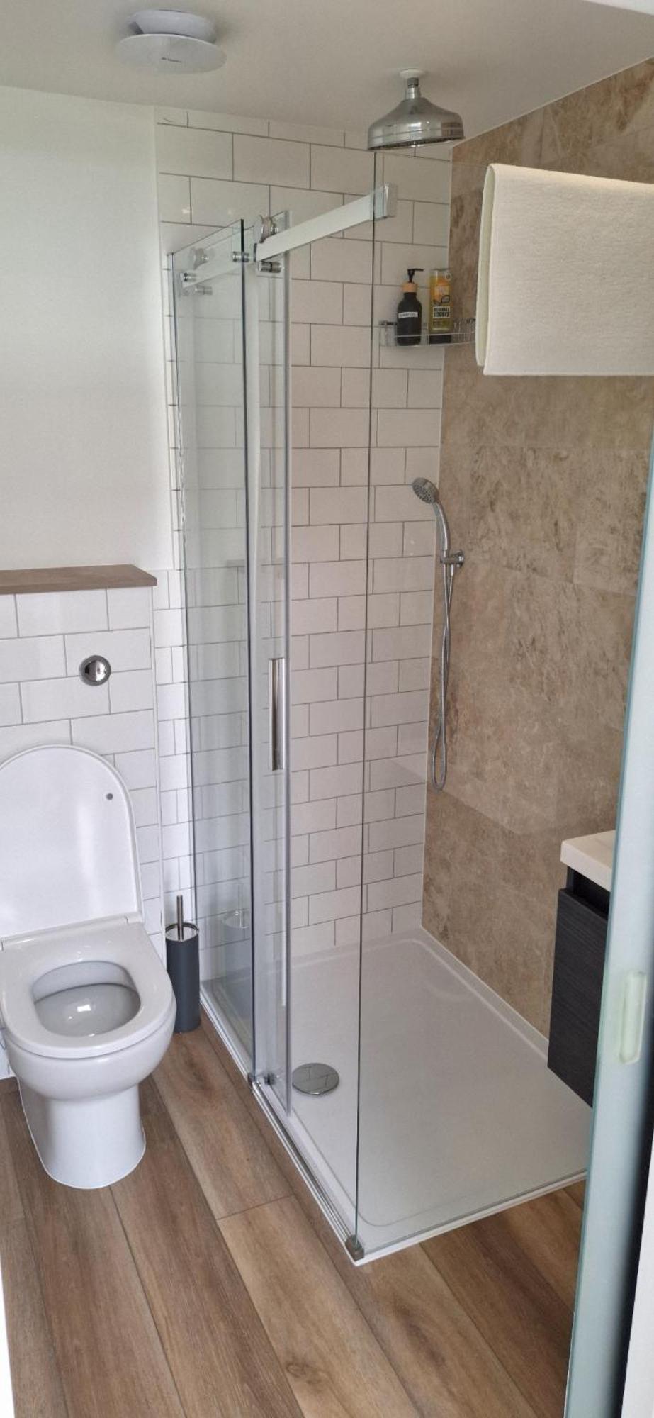 New 3 Bedrooms Flat In Ashford Near Heathrow Экстерьер фото